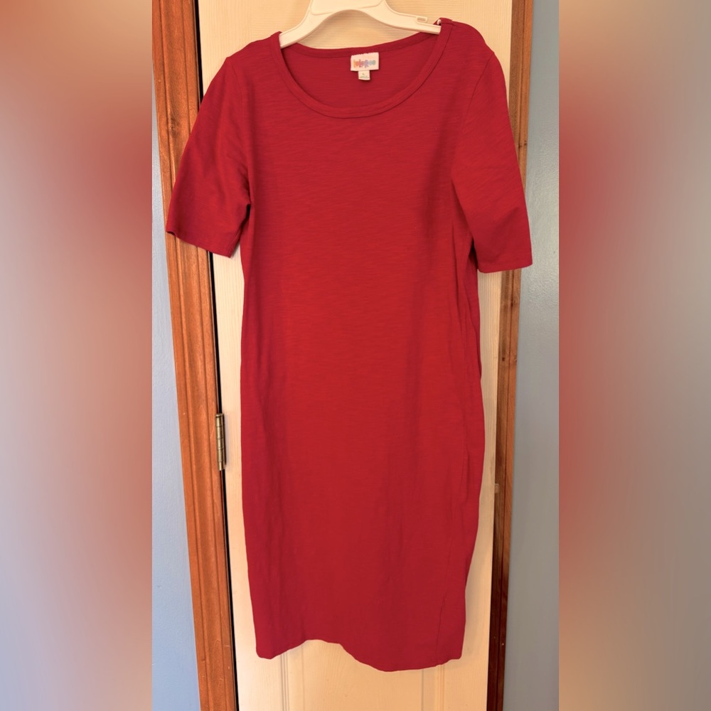 LuLaRoe T-shirt dress. Women’s size large